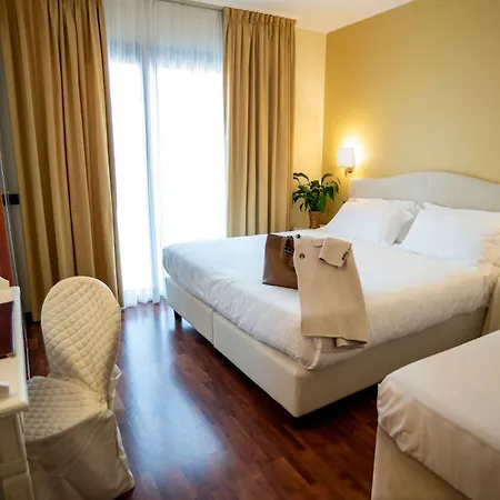 Admiral Hotel Villa Erme-2